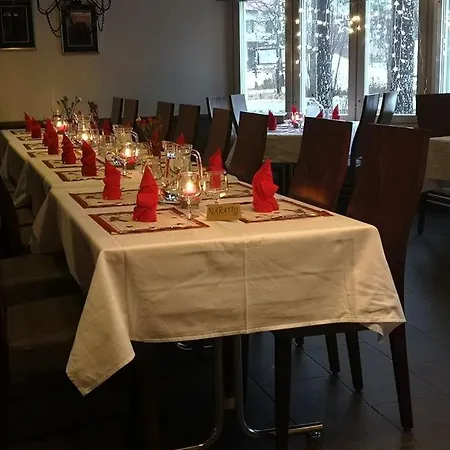 Ravintola Tiilikka Отель Раутаваара