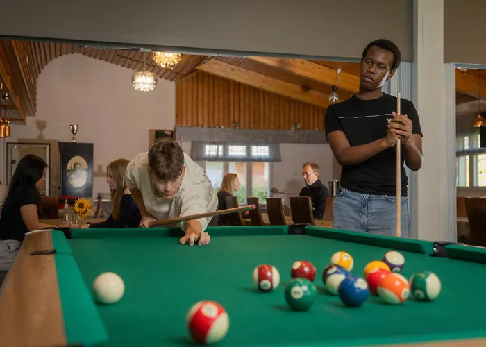 Ravintola Tiilikka Hotelli 2*